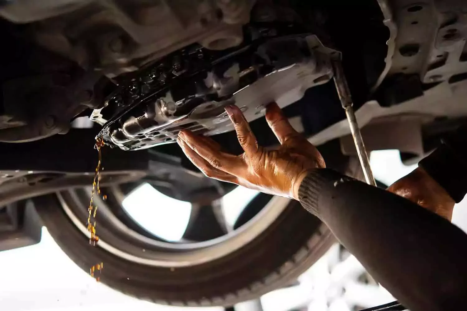 Expert Transmission Inspection & Maintenance at  Voxirun 